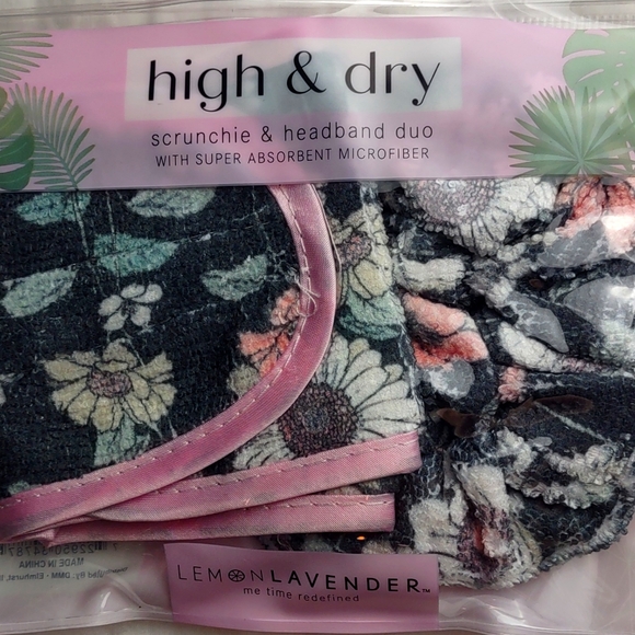 3/$20 Lemon Lavender high & dry microfiber scrunchie & headband duo NWT - Picture 3 of 9